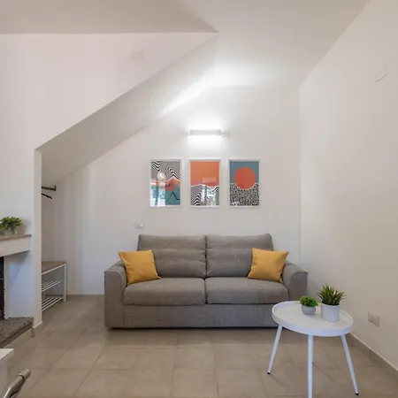 Sant'andrea-250 M From The Beach- Privat Parking-self Check-in - Netflix Villa
