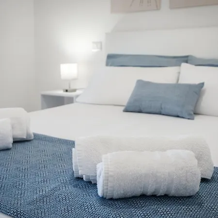 Sant'andrea-250 M From The Beach- Privat Parking-self Check-in - Netflix