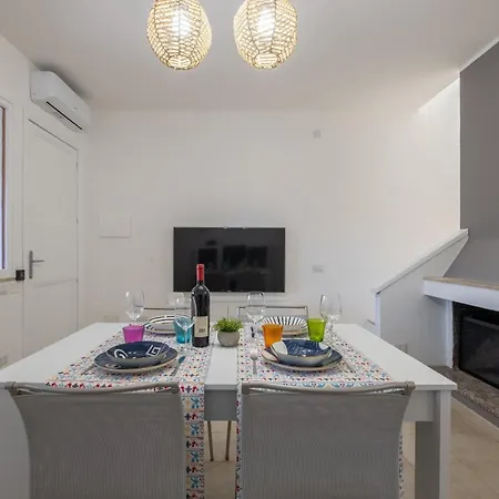 Sant'andrea-250 M From The Beach- Privat Parking-self Check-in - Netflix * Quartu SantʼElena